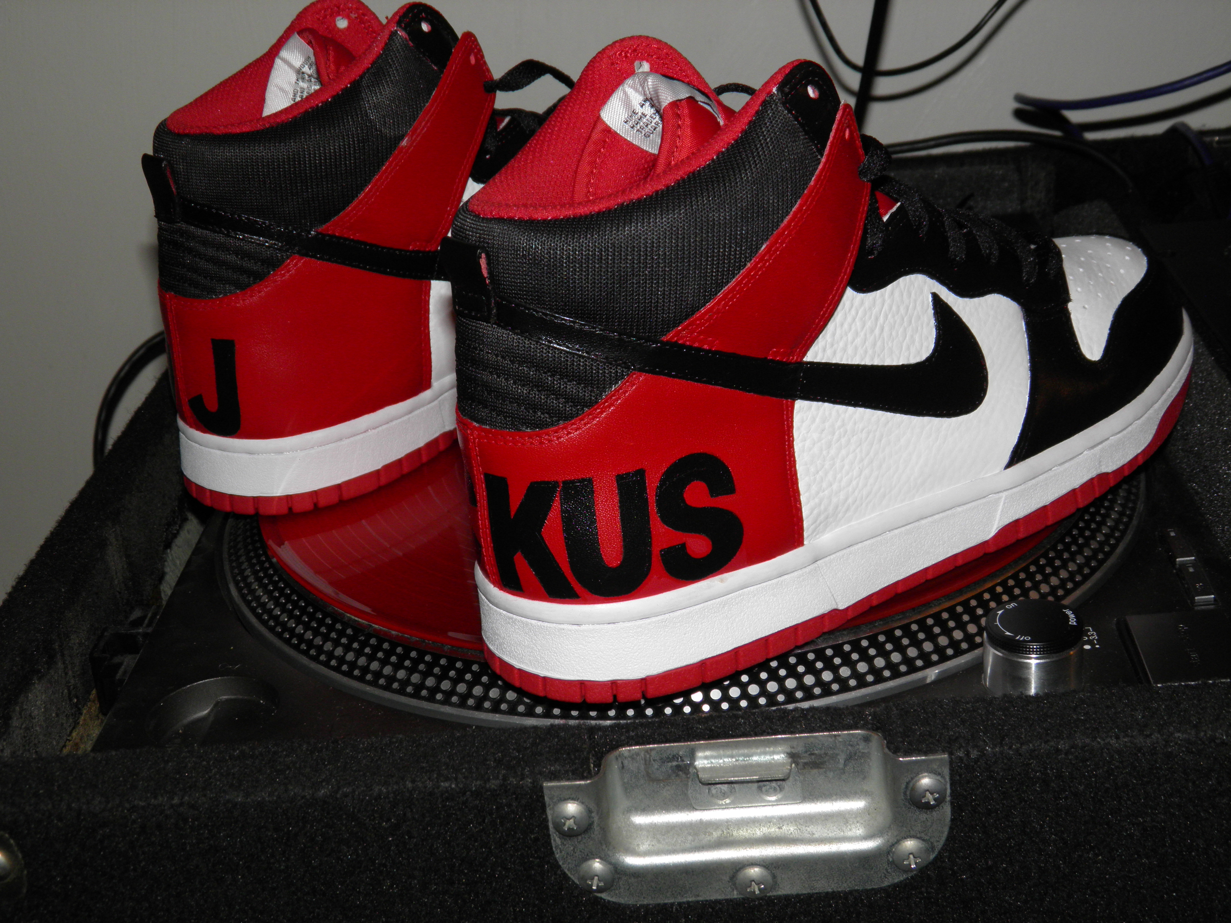DJ Ruckus. DJ Ruckus Collaboration. Model: Dunk Hi Colorway: White/Red/Black